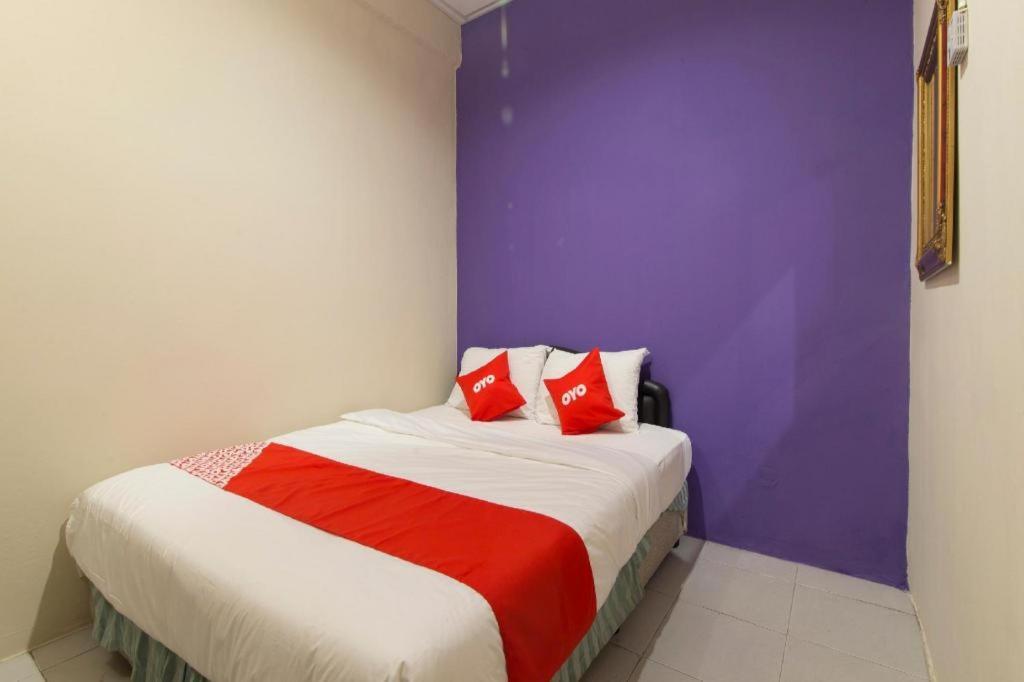 Oyo 44100 Hotel Casavilla Petaling Jaya Bagian luar foto